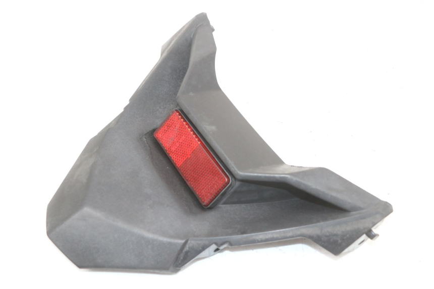 photo de JUNTA DE CARENADO TRASERO INFERIOR YAMAHA XMAX X-MAX ABS 125 (2017 - 2020) - Zoom estado de uso