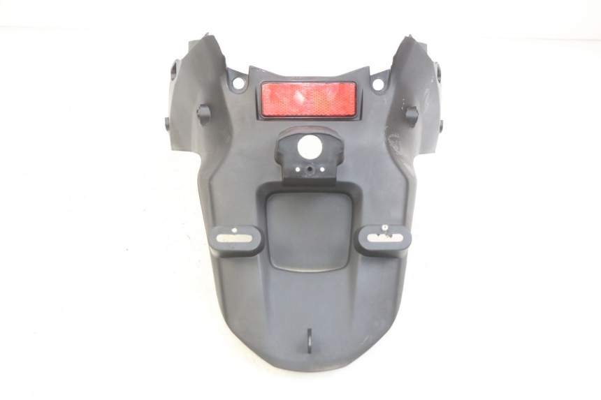 photo de UNIóN INFERIOR DEL CARENADO TRASERO. SYM X-PRO 4T 50 (2014 - 2021) - Primer plano técnico