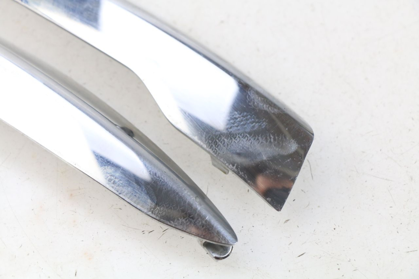 photo de UNIóN DE CARENADO TRASERO. PIAGGIO LIBERTY IGET 4T 50 (2015 - 2020) - Otra perspectiva