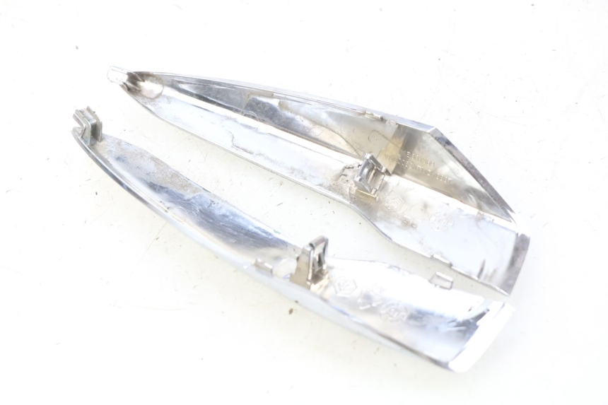 photo de UNIóN DE CARENADO TRASERO. PIAGGIO LIBERTY IGET 4T 50 (2015 - 2020) - Otra perspectiva