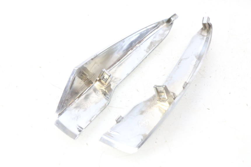 photo de UNIóN DE CARENADO TRASERO. PIAGGIO LIBERTY IGET 4T 50 (2015 - 2020) - Primer plano técnico