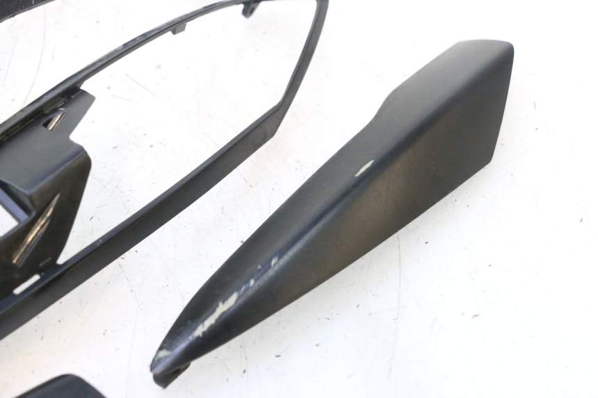 photo de CARENADO TRASERO CONEXION PIAGGIO LIBERTY IGET 4T 50 (2021 - 2025) - Zoom estado de uso