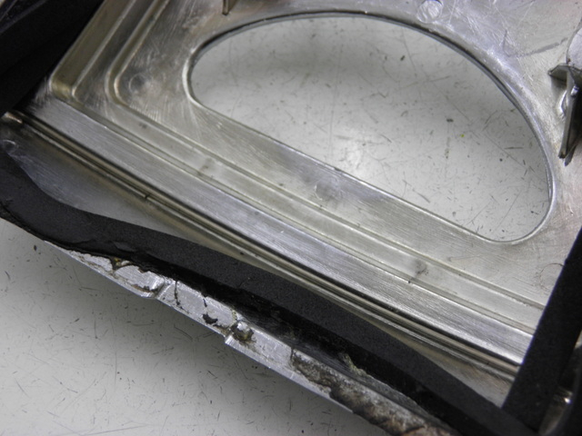 photo de CARENADO TRASERO CONEXION LML DLX 2T 125 (2008) - Detalles de los puntos de fijación