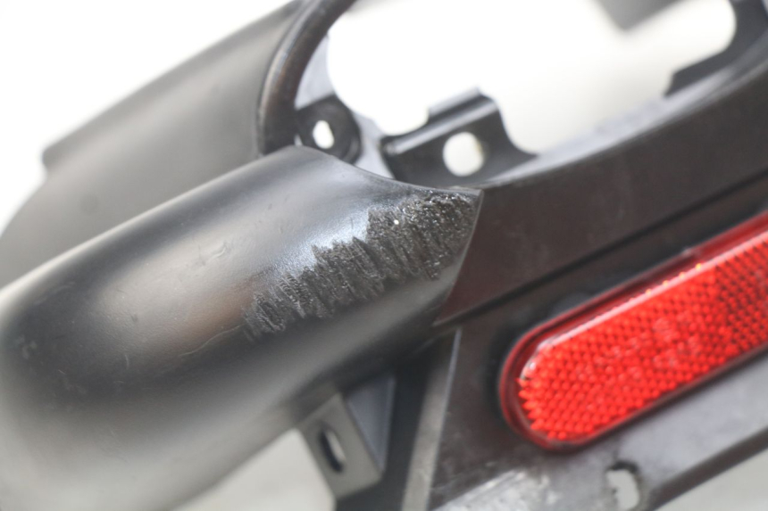 photo de UNIóN DE CARENADO TRASERO. PEUGEOT LUDIX 50 (2008 - 2017) - Detalles de los puntos de fijación