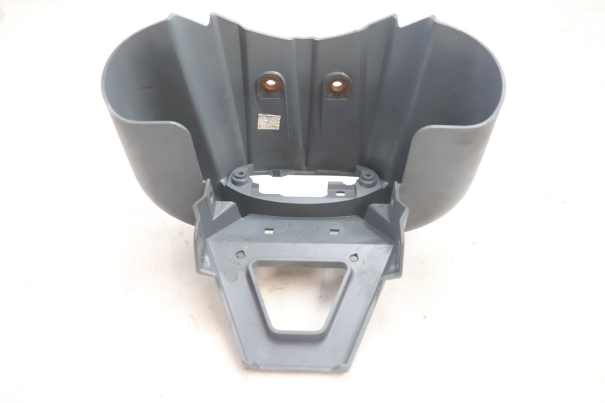 photo de CARENADO TRASERO CONEXION PEUGEOT LUDIX ONE 14P 50 (2004 - 2013) - Primer plano técnico