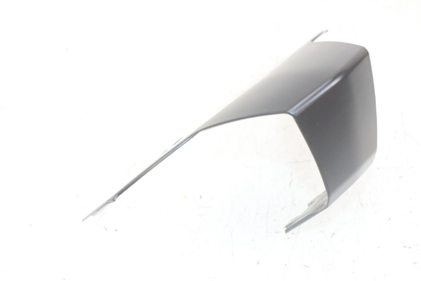 photo de CARENADO TRASERO CONEXION PIAGGIO MP3 HPE 300 (2019 - 2026) - Primer plano técnico