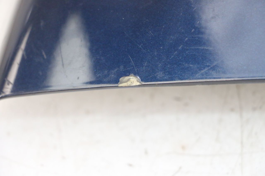 photo de CARENADO TRASERO CONEXION PIAGGIO MP3 LT 300 (2010 - 2016) - Primer plano de alta resolución