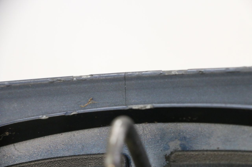 photo de CARENADO TRASERO CONEXION PIAGGIO MP3 LT 300 (2010 - 2016) - Zoom estado de uso