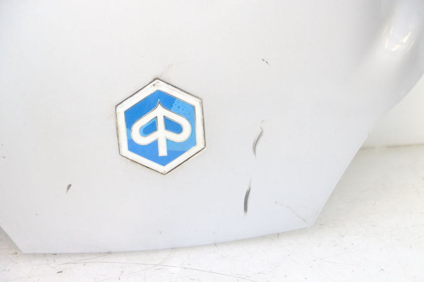 photo de UNIóN DE CARENADO TRASERO. PIAGGIO MP3 125 (2006 - 2014) - Detalle de la pieza