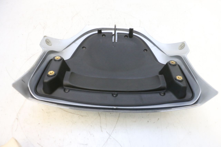 photo de UNIóN DE CARENADO TRASERO. PIAGGIO MP3 125 (2006 - 2014) - Vista general del producto