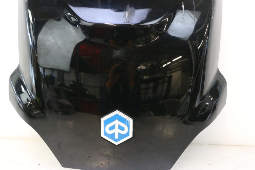 photo de UNIóN DE CARENADO TRASERO. PIAGGIO MP3 125 (2006 - 2014) - Características distintivas