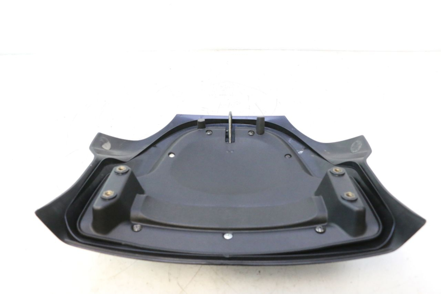 photo de UNIóN DE CARENADO TRASERO. PIAGGIO MP3 125 (2006 - 2014) - Vista general del producto