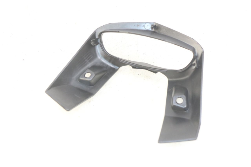 photo de JUNTA DE CARENAJE TRASERO YAMAHA MT ABS 125 (2014 - 2018) - Otra perspectiva