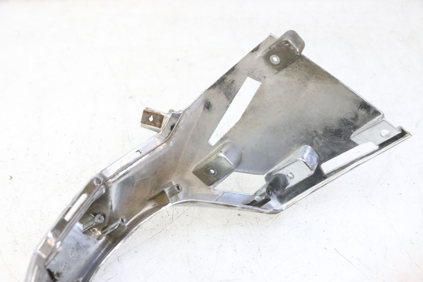 photo de CARENADO TRASERO CONEXION KYMCO LIKE 4T 50 (2019 - 2025) - Primer plano técnico