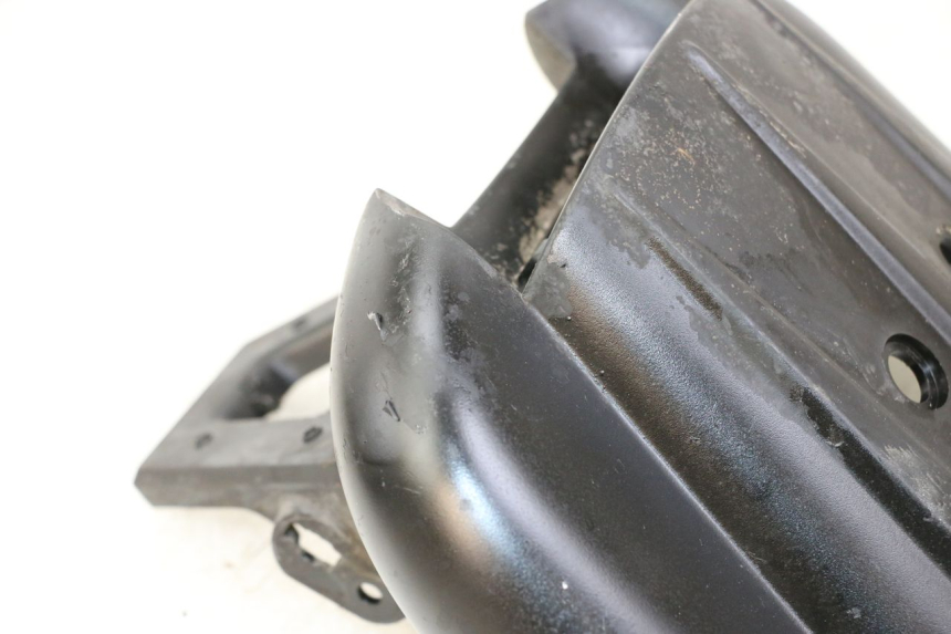 photo de UNIóN DE CARENADO TRASERO. PEUGEOT LUDIX 50 (2008 - 2017) - Detalles de los puntos de fijación