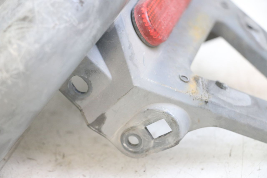 photo de CARENADO TRASERO CONEXION PEUGEOT LUDIX ONE 50 (2005 - 2008) - Primer plano técnico