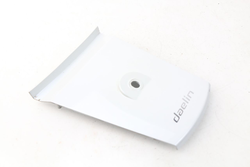 photo de JUNTA DE CARROCERÍA TRASERA DAELIM S3 125 (2010 - 2017) - Otra perspectiva