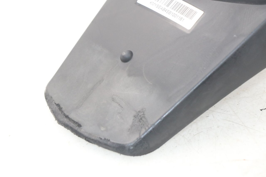 photo de CARENADO TRASERO CONEXION DAELIM S4 50 (2010 - 2015) - Estado de la superficie y material