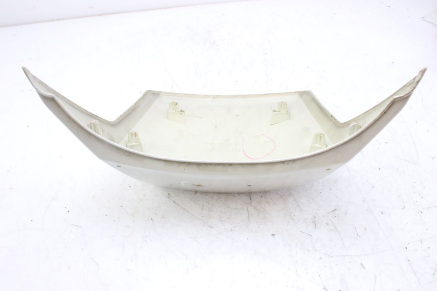 photo de UNIóN DE CARENADO TRASERO. PEUGEOT SATELIS 125 (2010 - 2012) - Detalle de la pieza