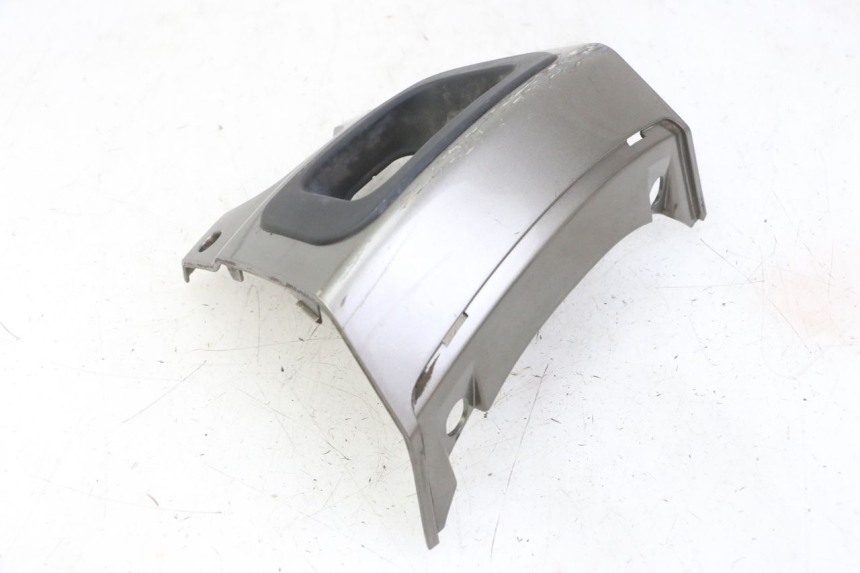 photo de CARENADO TRASERO CONEXION PEUGEOT SATELIS 125 (2013 - 2018) - Otra perspectiva