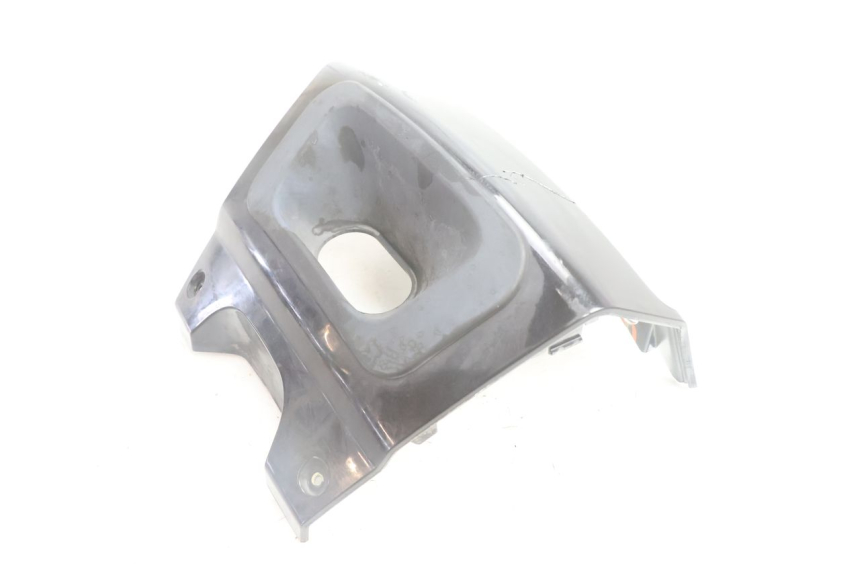 photo de UNIóN DE CARENADO TRASERO. PEUGEOT SATELIS 125 (2006 - 2009) - Zoom estado de uso
