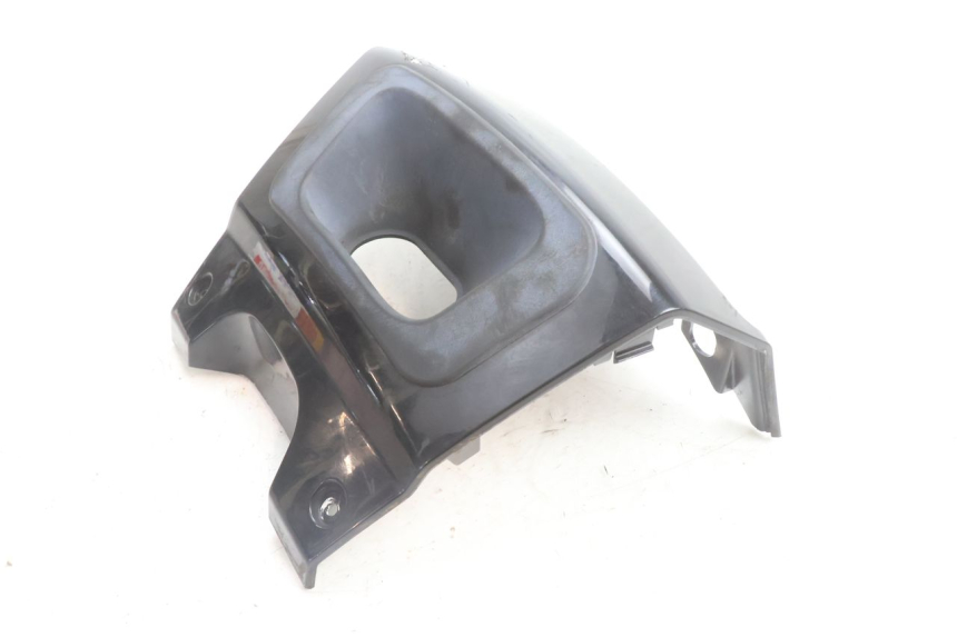 photo de UNIóN DE CARENADO TRASERO. PEUGEOT SATELIS 125 (2006 - 2009) - Detalle de la pieza