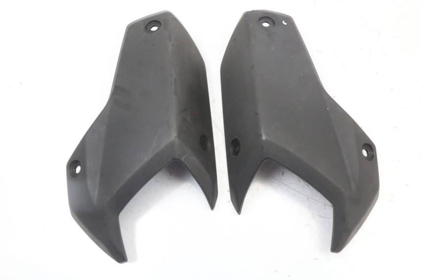 photo de CARENADO TRASERO CONEXION PEUGEOT STREETZONE 2T 50 (2014 - 2019) - Vista principal