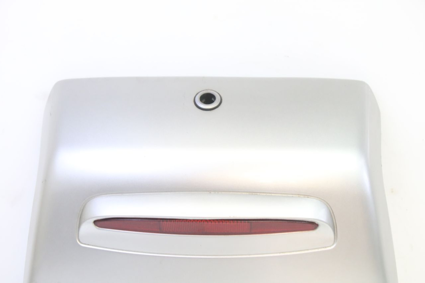 photo de CARENADO TRASERO CONEXION PIAGGIO SUPER LX 125 (2000 - 2003) - Otra perspectiva