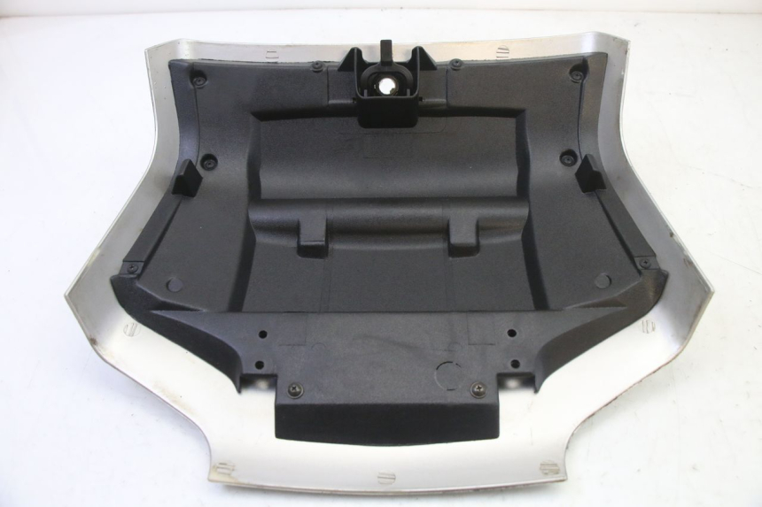 photo de CARENADO TRASERO CONEXION PIAGGIO SUPER LX 125 (2000 - 2003) - Vista general del producto