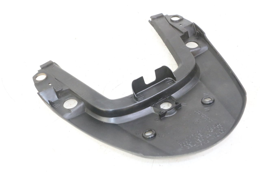 photo de CARENADO TRASERO CONEXION SUPERIOR HONDA CBF 500 (2004 - 2007) - Zoom estado de uso