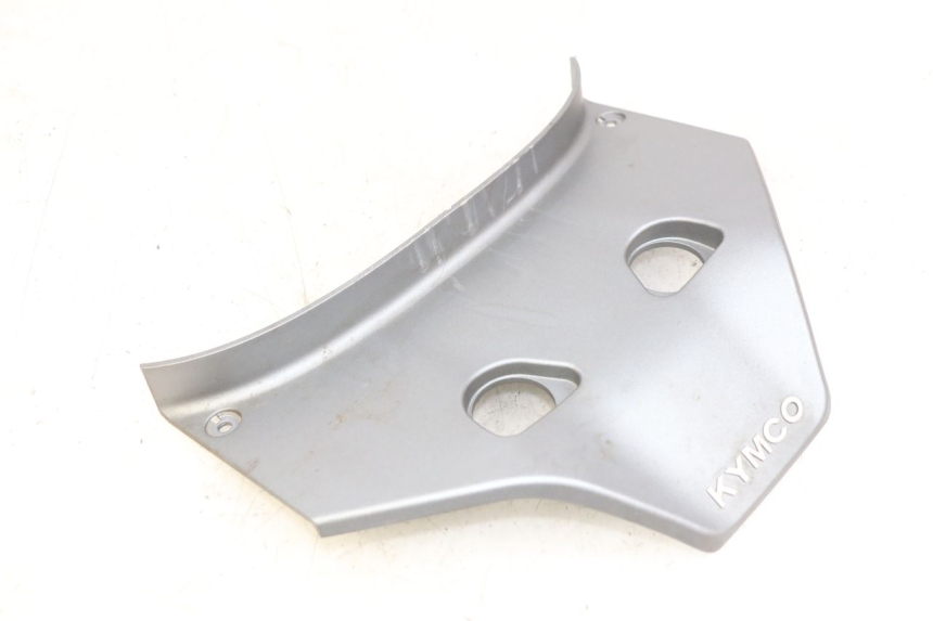 photo de JUNTA CARENADO TRASERO SUPERIOR KYMCO DOWNTOWN ABS 125 (2015 - 2017) - Vista principal