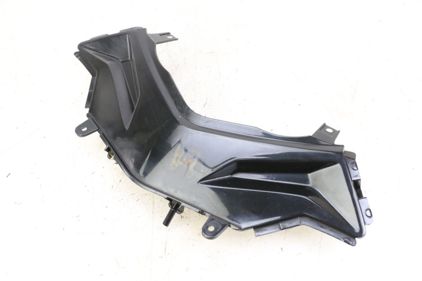 photo de CARENADO TRASERO CONEXION SUPERIOR EBROH BRAVO GLE 1 (2020 - 2024) - Detalles de los puntos de fijación