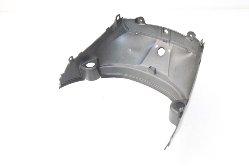 photo de CARENADO TRASERO CONEXION SUPERIOR SYM FIDDLE 3 III 125 (2014 - 2020) - Zoom estado de uso