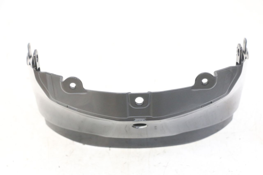 photo de CARENADO TRASERO CONEXION SUPERIOR SYM FIDDLE 3 III 50 (2014 - 2020) - Zoom estado de uso