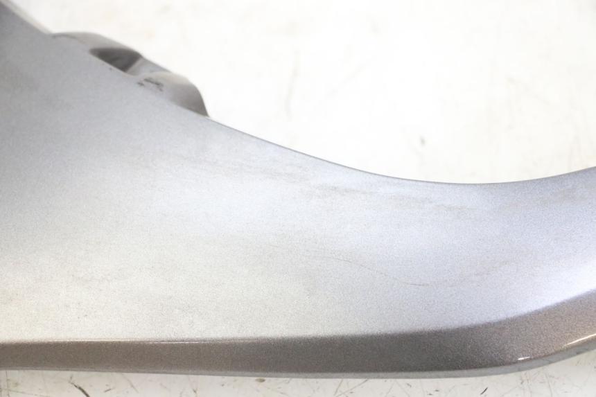 photo de CARENADO TRASERO CONEXION SUPERIOR HONDA FORZA ABS 300 (2013 - 2017) - Marcados y referencias originales