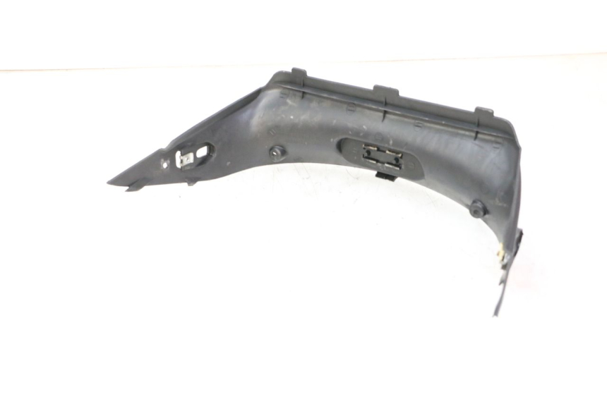 photo de CARENADO TRASERO CONEXION SUPERIOR DAELIM HISTORY 125 (2001 - 2002) - Zoom estado de uso