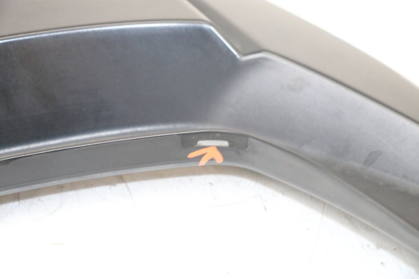 photo de CARENADO TRASERO CONEXION SUPERIOR HONDA FORZA 125 (2021 - 2025) - Detalles de los puntos de fijación