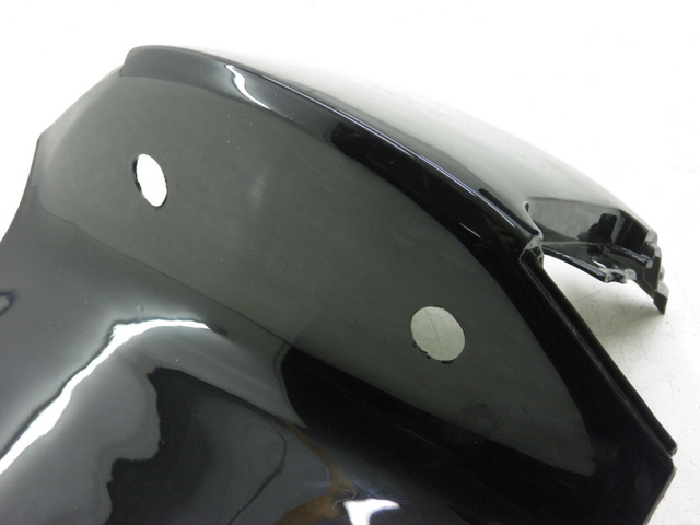 photo de CARENADO TRASERO CONEXION SUPERIOR JM MOTOR S-MAX 125 (2010 - 2014) - Detalles de los puntos de fijación