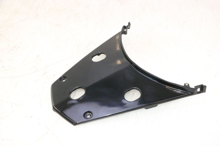 photo de CARENADO TRASERO CONEXION SUPERIOR RIDE JUMP 2T 50 (2012 - 2017) - Detalles de los puntos de fijación
