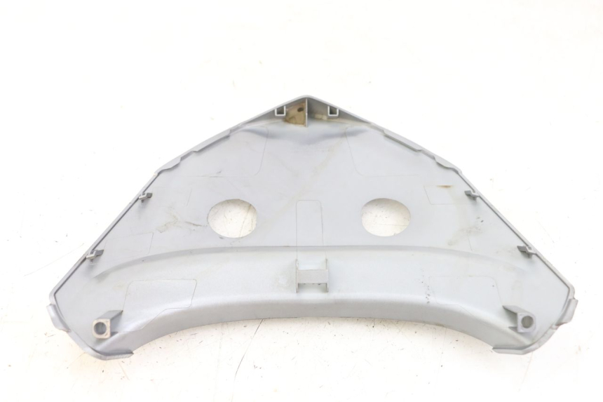 photo de JUNTA DE CARENADO TRASERO SUPERIOR KYMCO X-TOWN XTOWN 125 (2016 - 2021) - Otra perspectiva