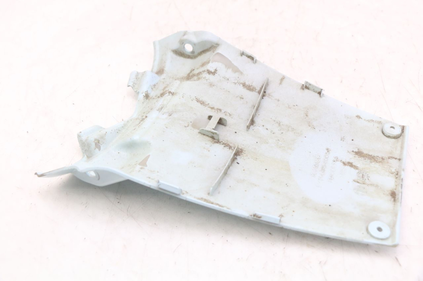 photo de CARENADO TRASERO CONEXION SUPERIOR KYMCO LIKE 4T 50 (2009 - 2018) - Otra perspectiva