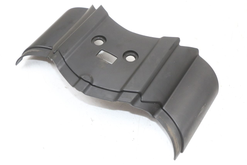 photo de JUNTA CARENADO TRASERO SUPERIOR PEUGEOT LUDIX 50 (2005 - 2007) - Zoom estado de uso