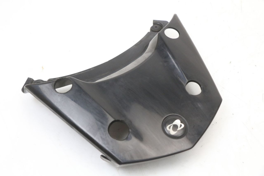 photo de CARENADO TRASERO CONEXION SUPERIOR MBK MW TRYPTIK 125 (2014 - 2016) - Detalle de la pieza