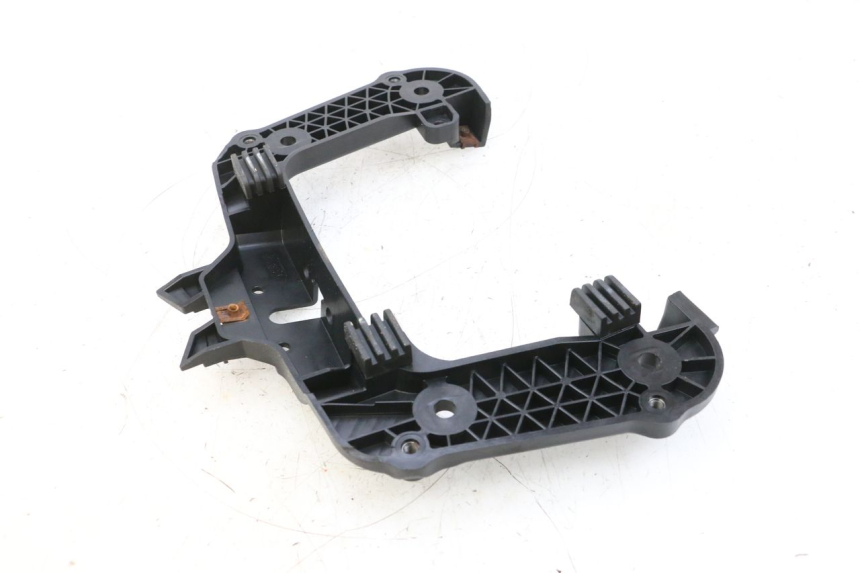 photo de CARENADO TRASERO CONEXION SUPERIOR YAMAHA NEOS NEO'S 4T 50 (2008 - 2016) - Detalle de la pieza