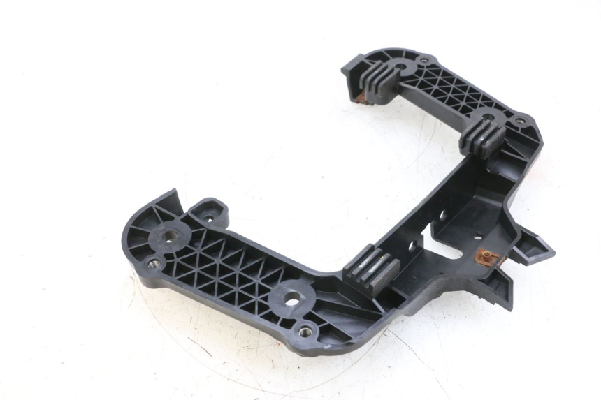 photo de CARENADO TRASERO CONEXION SUPERIOR YAMAHA NEOS NEO'S 4T 50 (2008 - 2016) - Zoom estado de uso