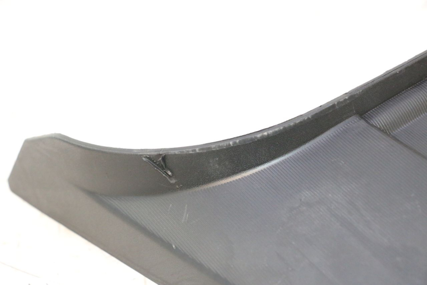 photo de CARENADO TRASERO CONEXION SUPERIOR KYMCO LIKE 4T 50 (2019 - 2025) - Detalle de la pieza