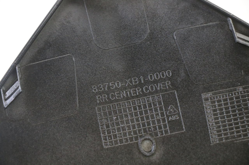 photo de CARENADO TRASERO CONEXION SUPERIOR SYM ORBIT III 3 4T 50 (2021 - 2025) - Estado de la superficie y material