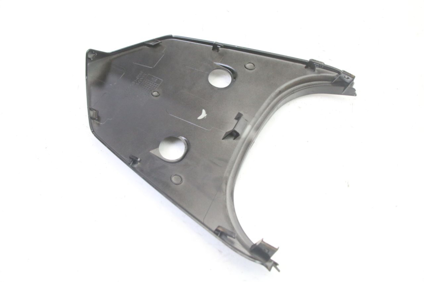 photo de CARENADO TRASERO CONEXION SUPERIOR SYM ORBIT III 3 4T 50 (2021 - 2025) - Detalles de los puntos de fijación