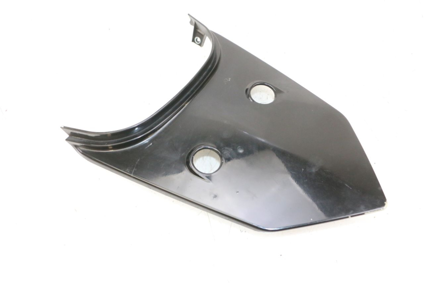 photo de CARENADO TRASERO CONEXION SUPERIOR SYM ORBIT III 3 4T 50 (2021 - 2025) - Detalles de los puntos de fijación