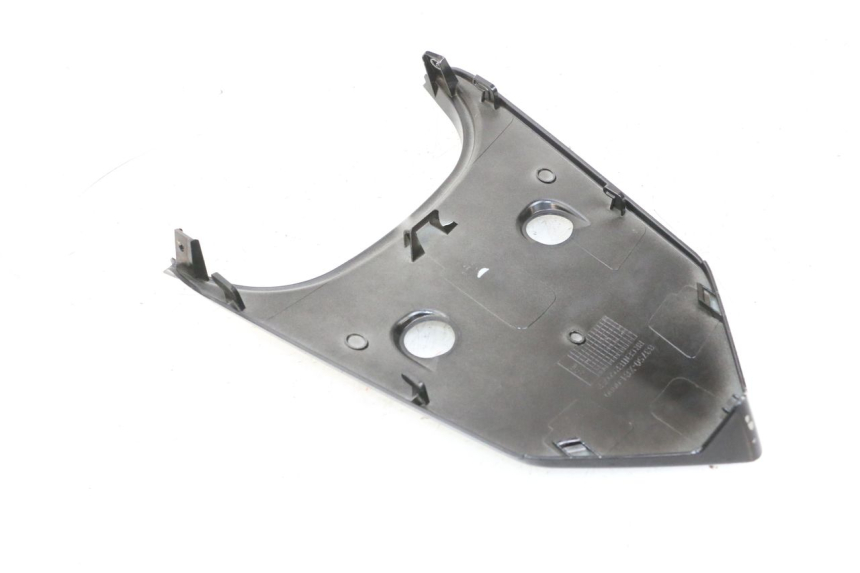 photo de JUNTA CARENADO TRASERO SUPERIOR SYM ORBIT III 3 4T 50 (2018 - 2021) - Otra perspectiva